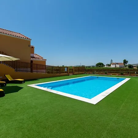 Quinta Da Pontinha Alojamento de Acomodação e Pequeno-almoço Alenquer