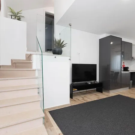 فندق مبيت وإفطار Quinta Da Pontinha 3*