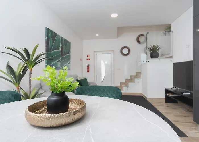 Quinta Da Pontinha 住宿加早餐酒店 阿伦克尔